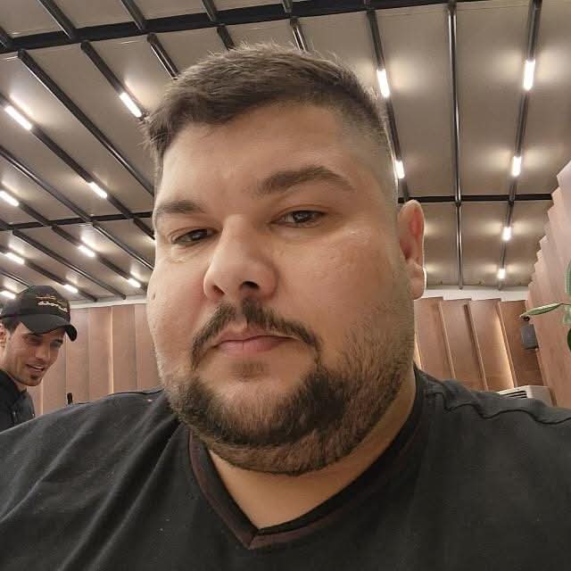 عضو الهيئة الادارية